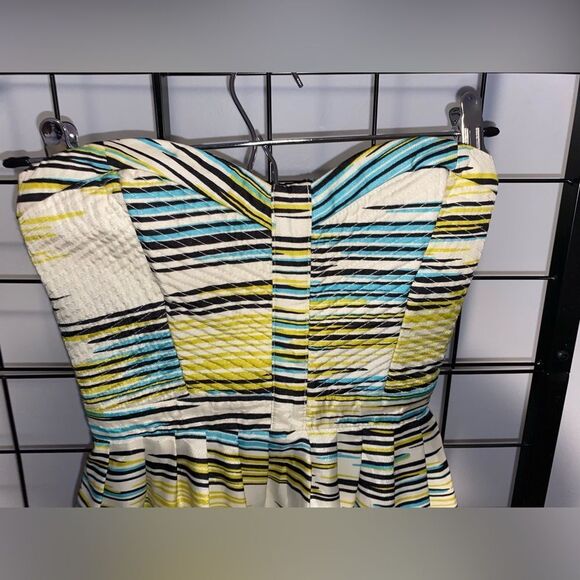 Devlin Quilted Sweetheart Neckline Strapless Multicolored Mini Dress EUC - Picture 2 of 5